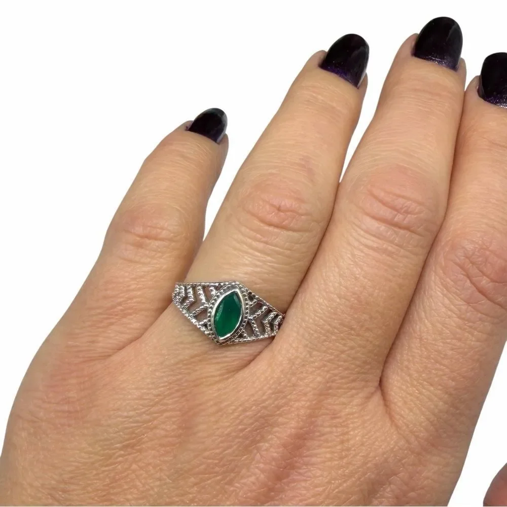 Green Onyx Ring Size 6 Solid 925 Sterling Silver